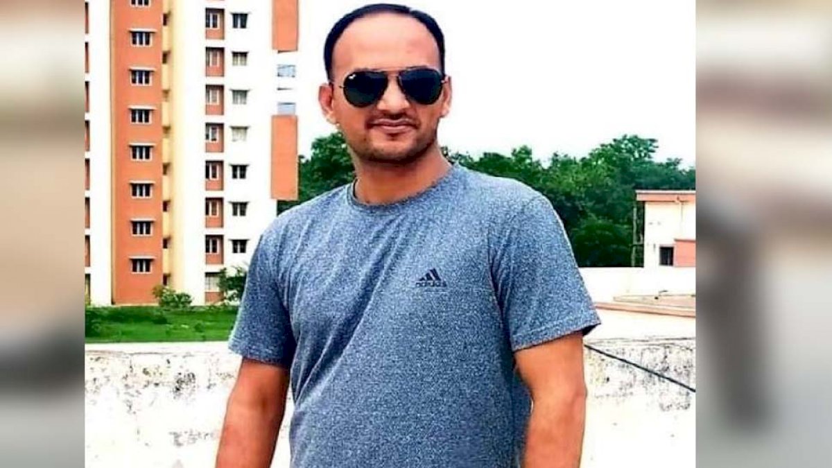 CRPF के डिप्टी कमांडेंट विकास कुमार शहीद, सुकमा के IED ब्लास्ट में हुए थे घायल CRPF के डिप्टी कमांडेंट विकास कुमार शहीद, सुकमा के IED ब्लास्ट में हुए थे घायल
