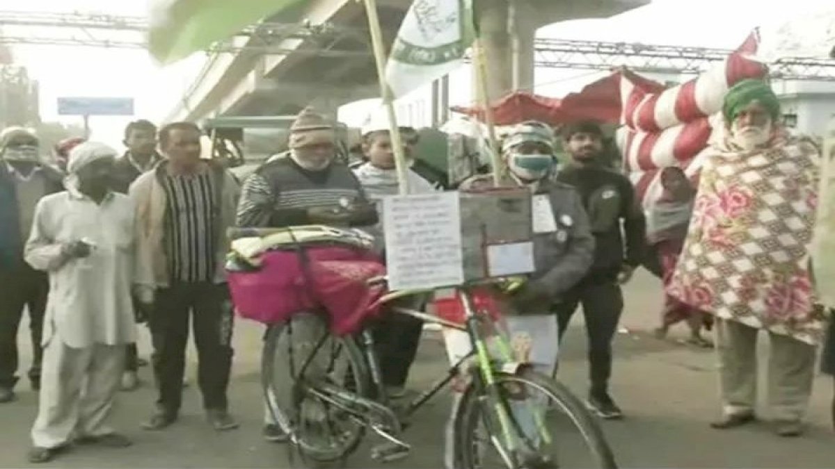 किसान आंदोलन के समर्थन में एक हज़ार किमी चलाई साइकिल, 11 दिन में बिहार से पहुंचे टिकरी बॉर्डर किसान आंदोलन के समर्थन में एक हज़ार किमी चलाई साइकिल, 11 दिन में बिहार से पहुंचे टिकरी बॉर्डर
