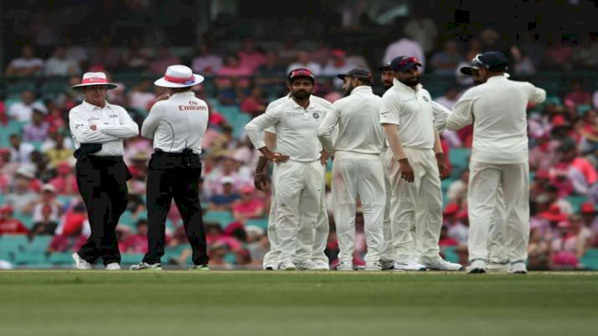 सिडनी में ही होगा तीसरा टेस्ट, क्रिकेट ऑस्ट्रेलिया मैदानों की अदला बदली के मूड में नहीं सिडनी में ही होगा तीसरा टेस्ट, क्रिकेट ऑस्ट्रेलिया मैदानों की अदला बदली के मूड में नहीं