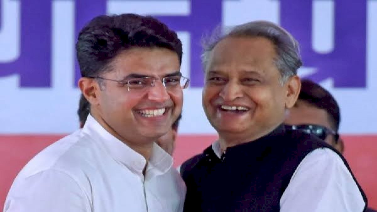 सीएम गहलोत के करीबी को ACB से मिली क्लीनचिट तो पायलट समर्थक विरोध में पहुंचे कोर्ट सीएम गहलोत के करीबी को ACB से मिली क्लीनचिट तो पायलट समर्थक विरोध में पहुंचे कोर्ट