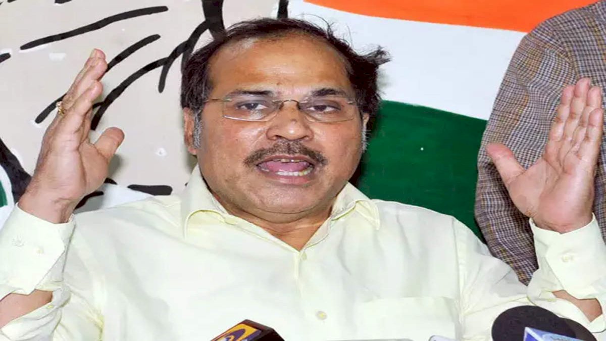 पश्चिम बंगाल में लेफ्ट के साथ मिलकर चुनाव लड़ेगी कांग्रेस पश्चिम बंगाल में लेफ्ट के साथ मिलकर चुनाव लड़ेगी कांग्रेस