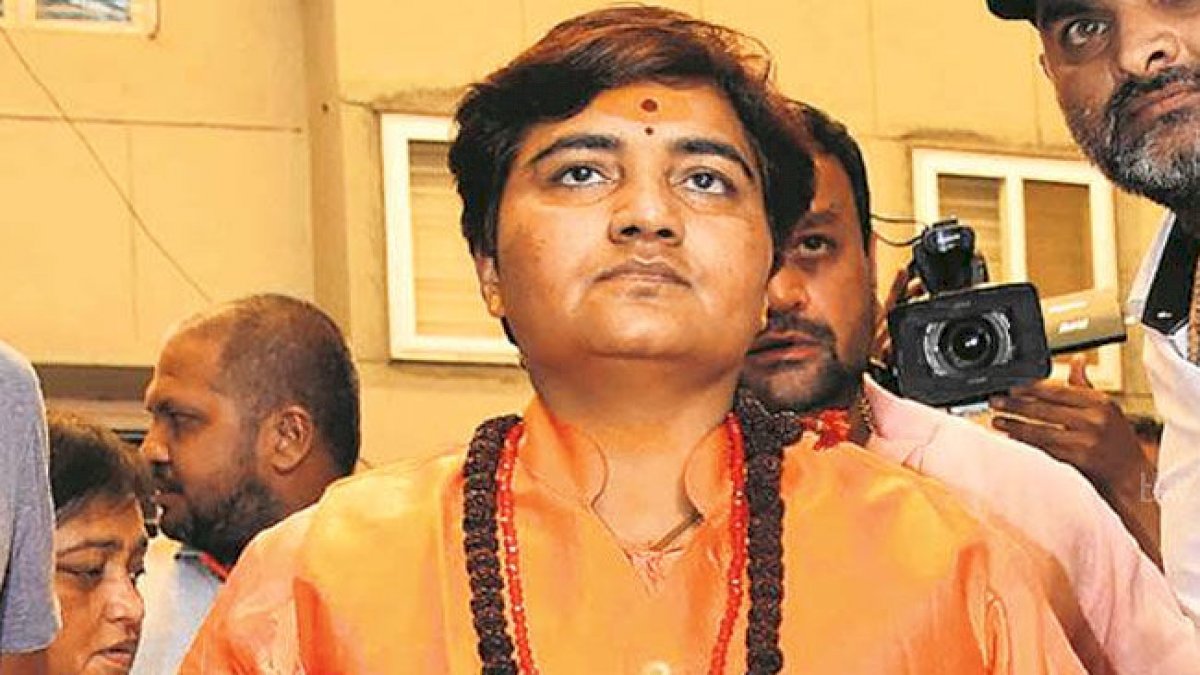 बीजेपी सांसद प्रज्ञा ठाकुर का एक और विवादित बयान, बोलीं शराब पीकर पत्नी को पीटने वाले शूद्र बीजेपी सांसद प्रज्ञा ठाकुर का एक और विवादित बयान, बोलीं शराब पीकर पत्नी को पीटने वाले शूद्र