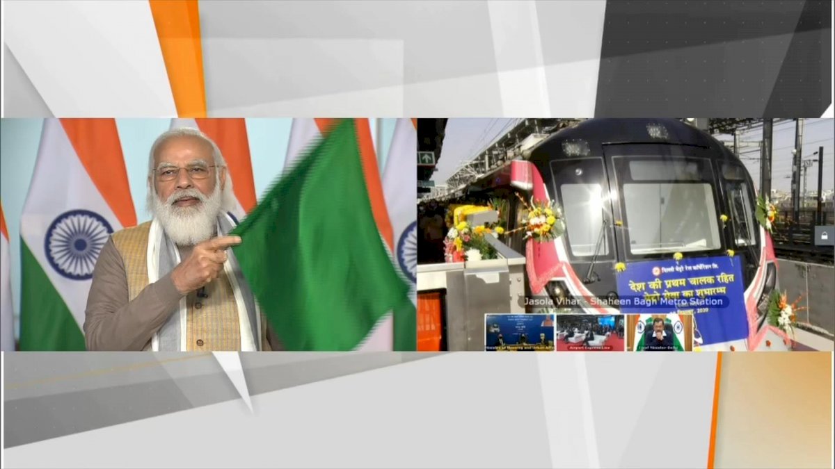 दिल्ली में अब बिना ड्राइवर के दौड़ेगी मेट्रो रेल दिल्ली में अब बिना ड्राइवर के दौड़ेगी मेट्रो रेल
