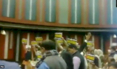 Photo Courtesy: Twitter/ANI Video Screen Shot Photo Courtesy: Twitter/ANI Video Screen Shot