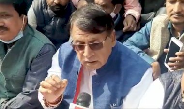 Photo Courtesy : Twitter/MP Congress Video Screenshot Photo Courtesy : Twitter/MP Congress Video Screenshot