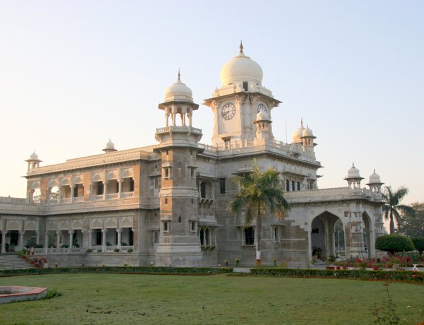 Photo Courtesy: wikimedia commons Photo Courtesy: wikimedia commons