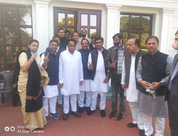 Photo Courtesy: Twitter Photo Courtesy: Twitter