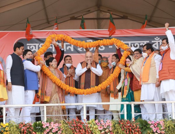 Photo Courtesy : Twitter Photo Courtesy : Twitter