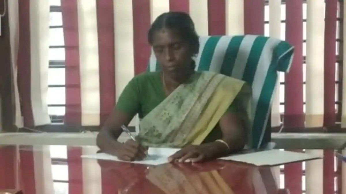 केरल : सफाईकर्मी से ब्लॉक पंचायत अध्यक्ष बनीं ए आनंदवल्ली केरल : सफाईकर्मी से ब्लॉक पंचायत अध्यक्ष बनीं ए आनंदवल्ली
