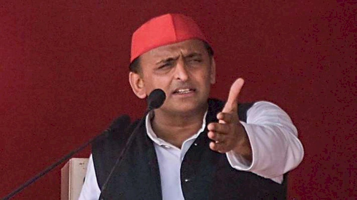 पीएम के माफिया राज वाले बयान पर अखिलेश का तंज, खुद यूपी के सीएम ने वापस लिए हैं अपने मुकदमे पीएम के माफिया राज वाले बयान पर अखिलेश का तंज, खुद यूपी के सीएम ने वापस लिए हैं अपने मुकदमे