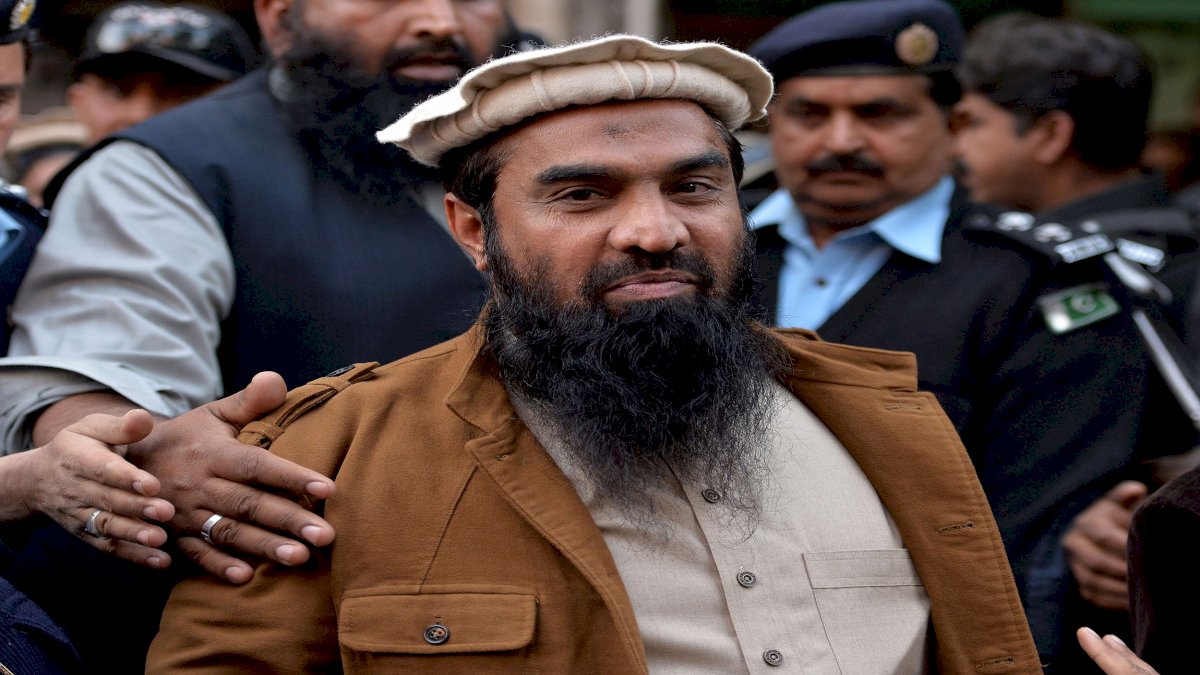 26/11 हमले का मास्टरमाइंड लश्कर आतंकी जकीउर रहमान लखवी गिरफ्तार 26/11 हमले का मास्टरमाइंड लश्कर आतंकी जकीउर रहमान लखवी गिरफ्तार