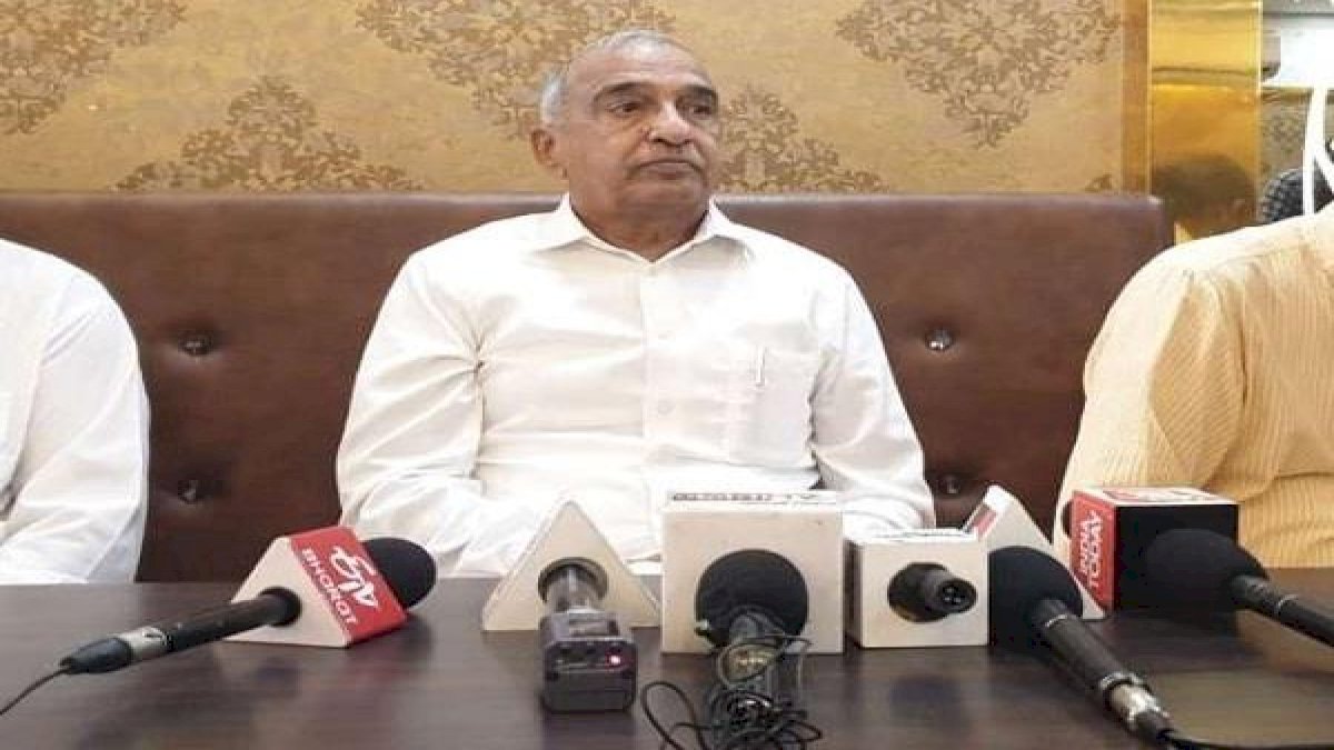 हरियाणा के बीजेपी नेता संपत सिंह का किसानों को समर्थन, MSP के लिए कानून बनाने की मांग हरियाणा के बीजेपी नेता संपत सिंह का किसानों को समर्थन, MSP के लिए कानून बनाने की मांग