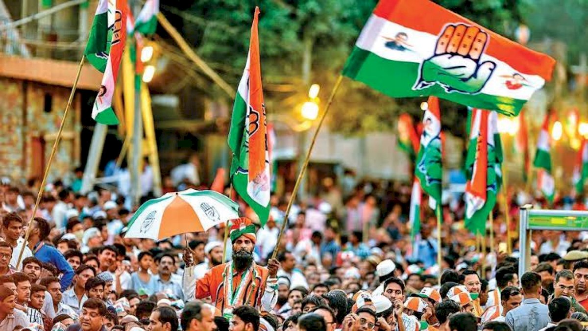 बिहार कांग्रेस में टूट का दावा, 11 विधायक एक साथ छोड़ सकते हैं पार्टी का साथ बिहार कांग्रेस में टूट का दावा, 11 विधायक एक साथ छोड़ सकते हैं पार्टी का साथ