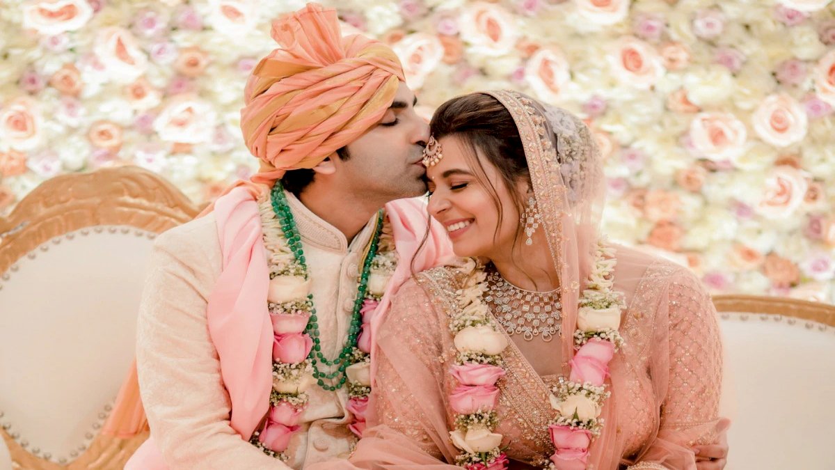 विश्व बिलियर्ड्स चैंपियन पंकज आडवाणी और सानिया शादादपुरी की शादी विश्व बिलियर्ड्स चैंपियन पंकज आडवाणी और सानिया शादादपुरी की शादी