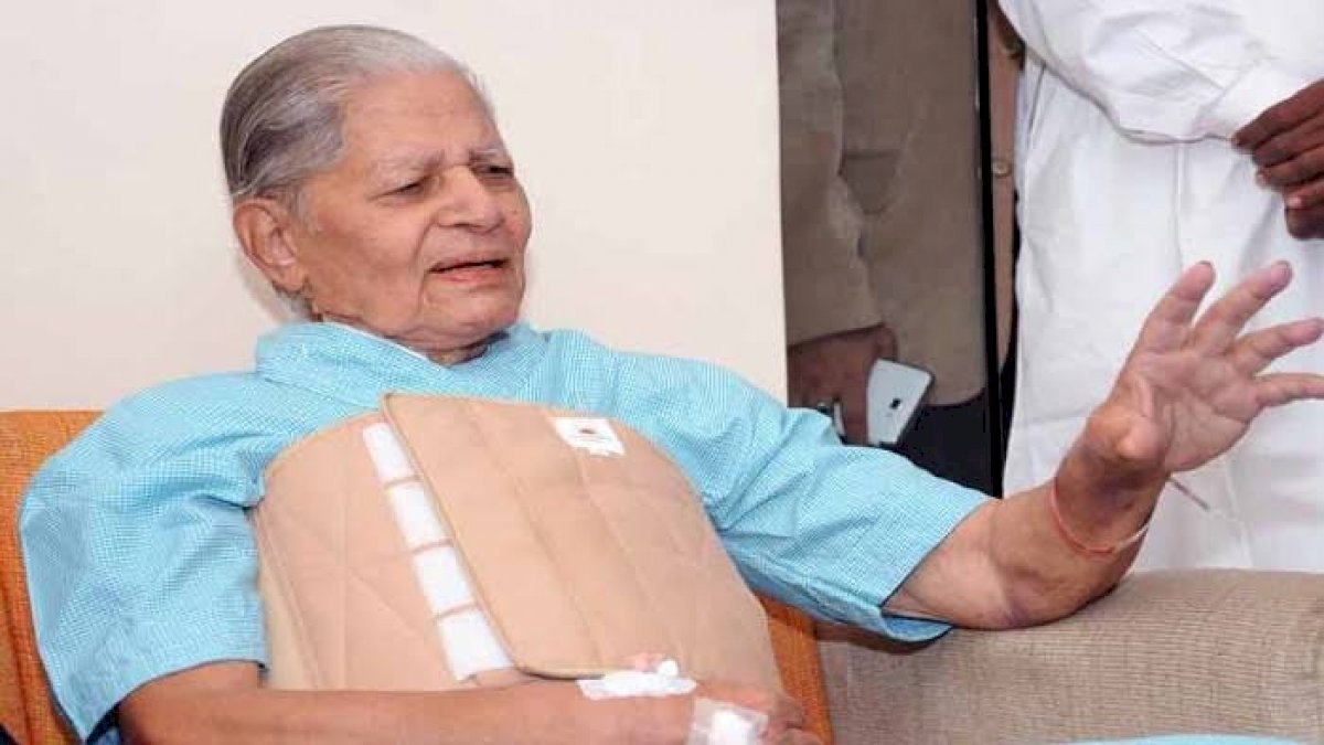 गुजरात के पूर्व मुख्यमंत्री माधव सिंह सोलंकी का निधन, पीएम मोदी ने जताया शोक गुजरात के पूर्व मुख्यमंत्री माधव सिंह सोलंकी का निधन, पीएम मोदी ने जताया शोक