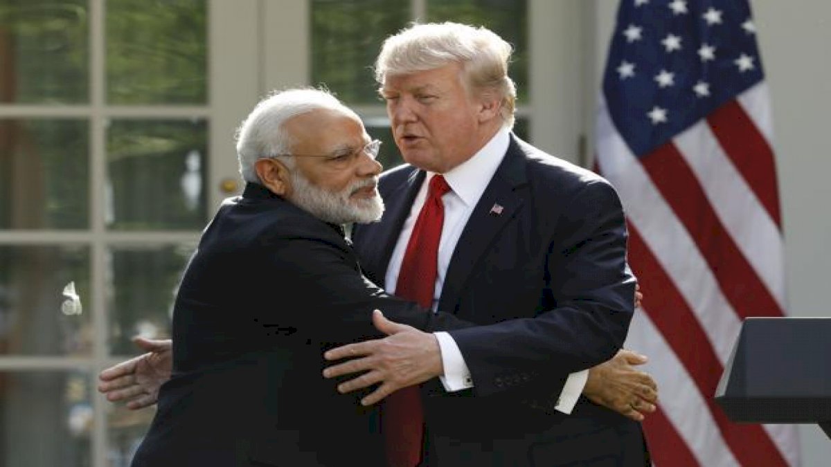 ट्रंप का एकाउंट सस्पेंड होने पर बौखलाई बीजेपी, ट्विटर के खिलाफ छेड़ा अभियान ट्रंप का एकाउंट सस्पेंड होने पर बौखलाई बीजेपी, ट्विटर के खिलाफ छेड़ा अभियान