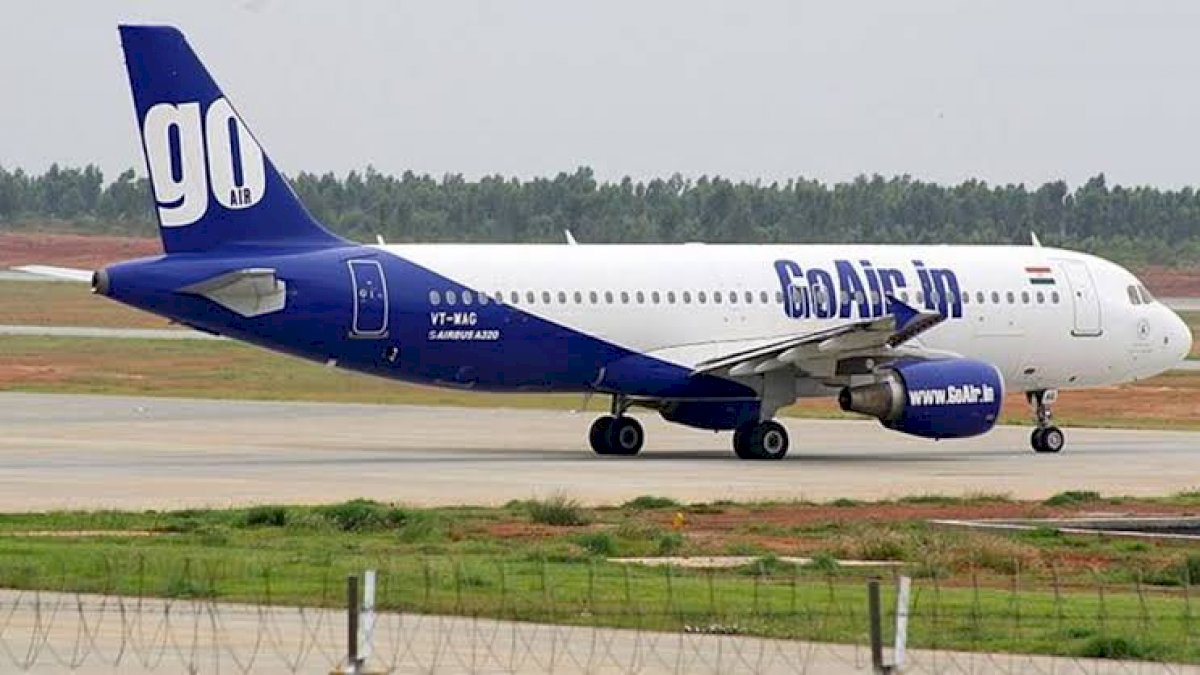 GoAir के पायलट ने पीएम मोदी के खिलाफ की टिप्पणी तो चली गई नौकरी GoAir के पायलट ने पीएम मोदी के खिलाफ की टिप्पणी तो चली गई नौकरी
