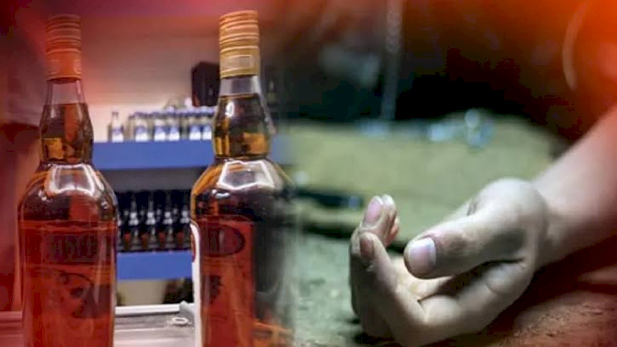 मुरैना में जहरीली शराब पीने से 12 की मौत, दो दर्जन से ज़्यादा लोगों की हालत गंभीर मुरैना में जहरीली शराब पीने से 12 की मौत, दो दर्जन से ज़्यादा लोगों की हालत गंभीर