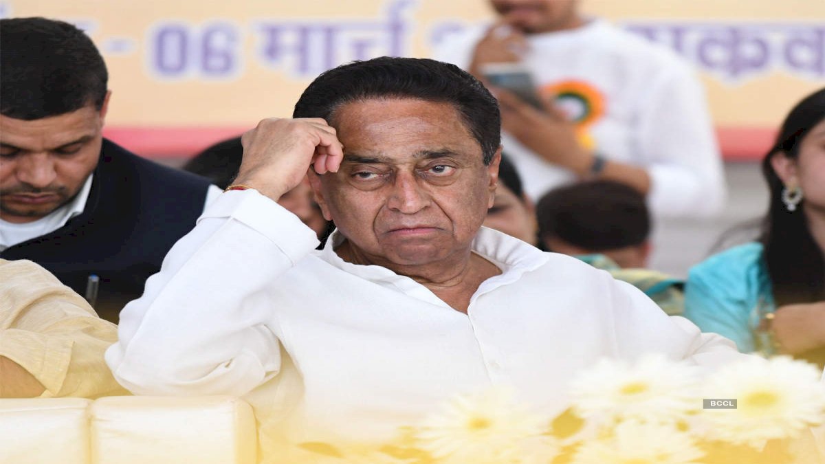 मुरैना कांड पर बरसे कमलनाथ, कहा जिन माफियाओं को हमने ख़त्म किया था, फिर बुलंद हुए उनके हौसले मुरैना कांड पर बरसे कमलनाथ, कहा जिन माफियाओं को हमने ख़त्म किया था, फिर बुलंद हुए उनके हौसले