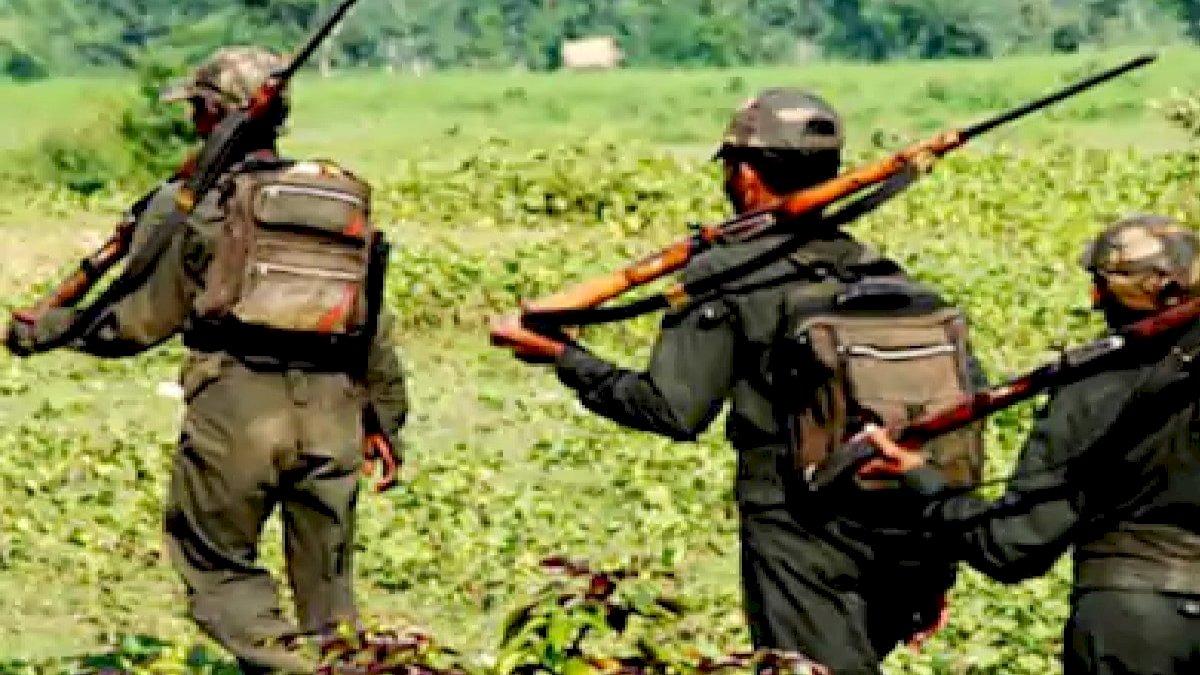 Chhattisgarh: नई शांति प्रक्रिया के तहत बस्तर में तैयार किया जा रहा विक्टिम रजिस्टर Chhattisgarh: नई शांति प्रक्रिया के तहत बस्तर में तैयार किया जा रहा विक्टिम रजिस्टर
