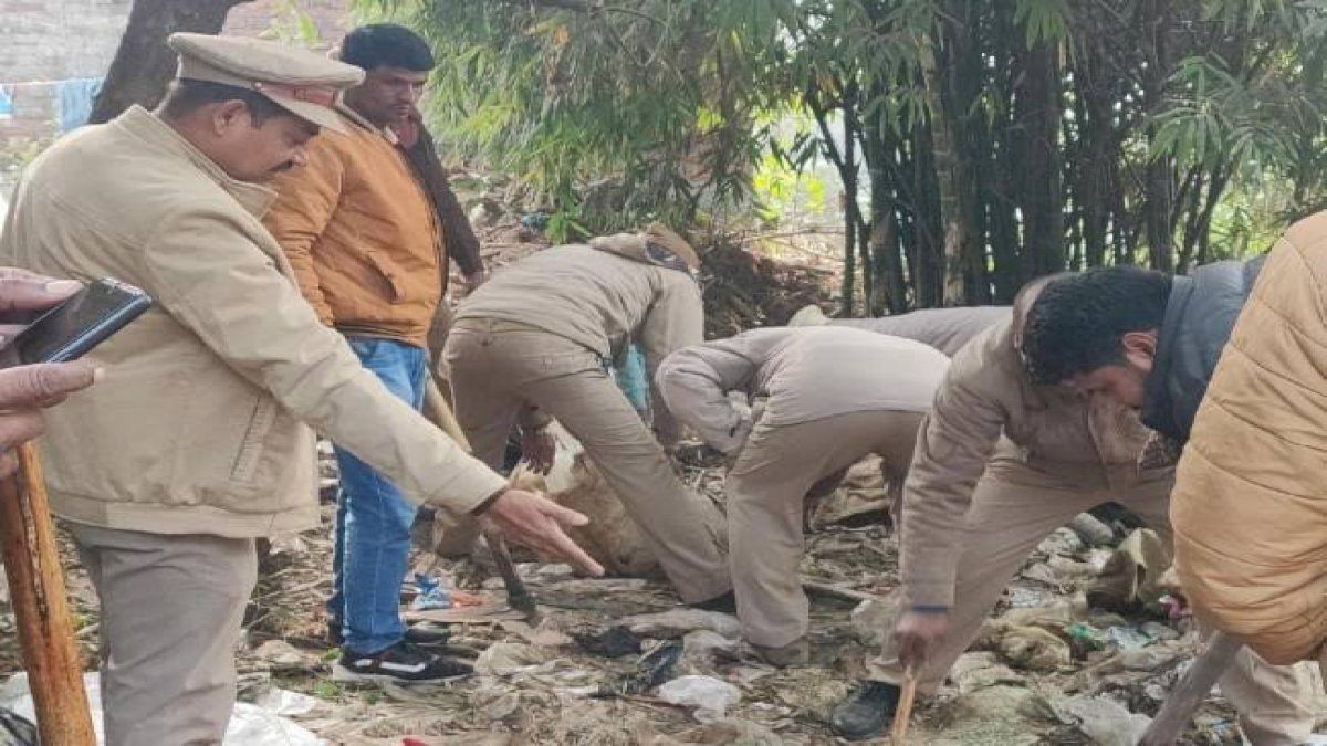 राजगढ़ प्रशासन ने नष्ट किया 37 लाख का महुआ, दबिश देने पर अवैध कारोबारियों ने किया पथराव राजगढ़ प्रशासन ने नष्ट किया 37 लाख का महुआ, दबिश देने पर अवैध कारोबारियों ने किया पथराव
