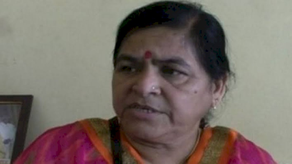 पर्यटन मंत्री पर डकैती का आरोप लगाने वाले वन विभाग के रेंजर का तबादला पर्यटन मंत्री पर डकैती का आरोप लगाने वाले वन विभाग के रेंजर का तबादला