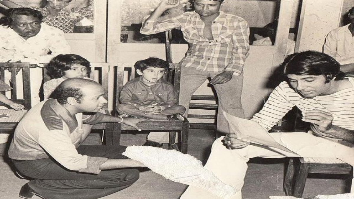 अमिताभ बच्चन ने खोला यादों का पिटारा, थ्रोबैक फोटो की शेयर अमिताभ बच्चन ने खोला यादों का पिटारा, थ्रोबैक फोटो की शेयर