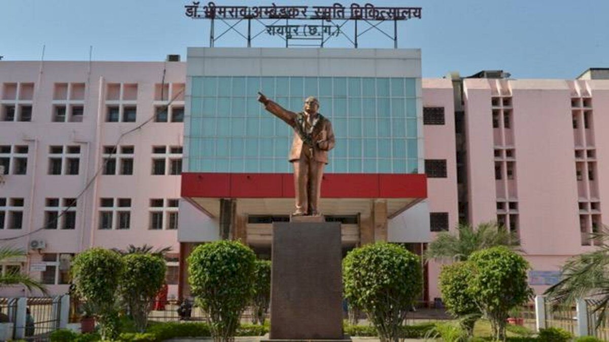 Chhattisgarh: अस्पतालों में इलाज के लिए कोरोना टेस्ट की अनिवार्यता खत्म, मरीजों को मिलेगी राहत Chhattisgarh: अस्पतालों में इलाज के लिए कोरोना टेस्ट की अनिवार्यता खत्म, मरीजों को मिलेगी राहत