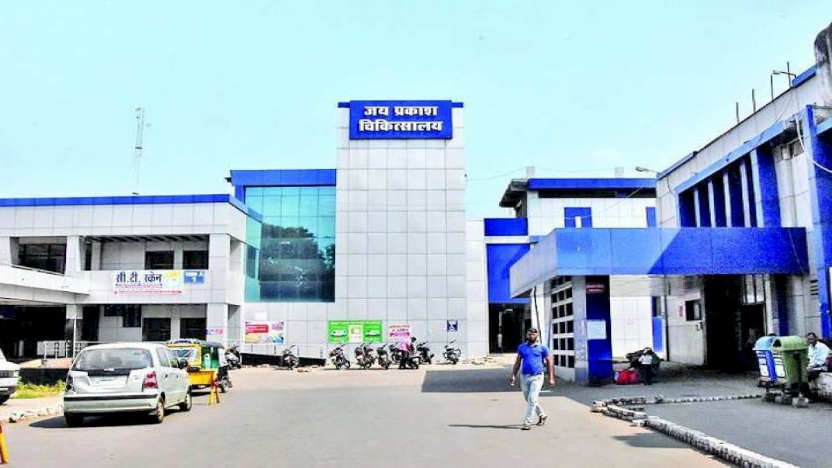 भोपाल में बालिका गृह की तीन और लड़कियां पड़ी बीमार, अस्पताल में भर्ती भोपाल में बालिका गृह की तीन और लड़कियां पड़ी बीमार, अस्पताल में भर्ती