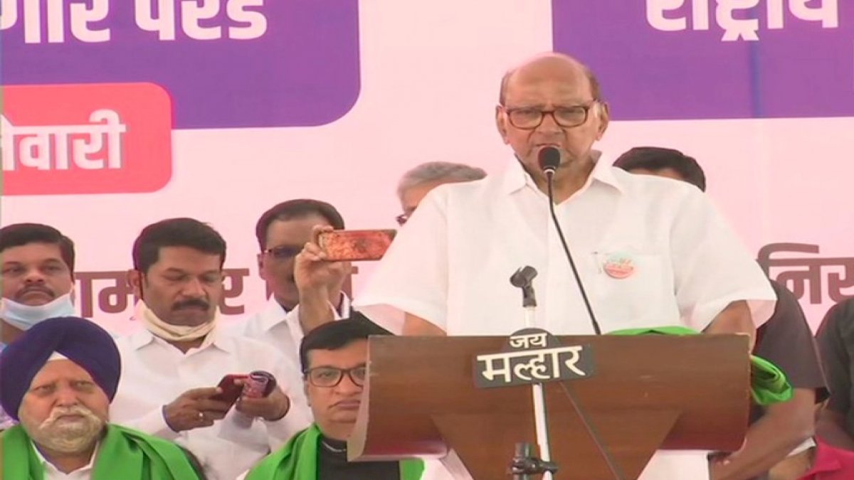 शरद पवार: महाराष्ट्र के राज्यपाल के पास कंगना से मिलने का समय है लेकिन किसानों से मिलने का नहीं शरद पवार: महाराष्ट्र के राज्यपाल के पास कंगना से मिलने का समय है लेकिन किसानों से मिलने का नहीं