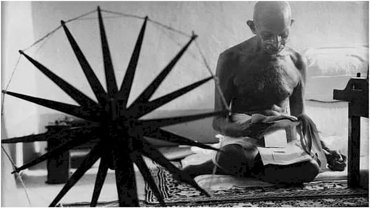 धर्म, राजनीति और अर्थशास्त्र से आशंकित बापू का भारत धर्म, राजनीति और अर्थशास्त्र से आशंकित बापू का भारत
