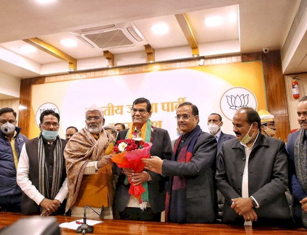 Photo Courtesy : Twitter Photo Courtesy : Twitter
