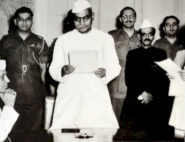 Photo Courtesy: The Presidential system Photo Courtesy: The Presidential system