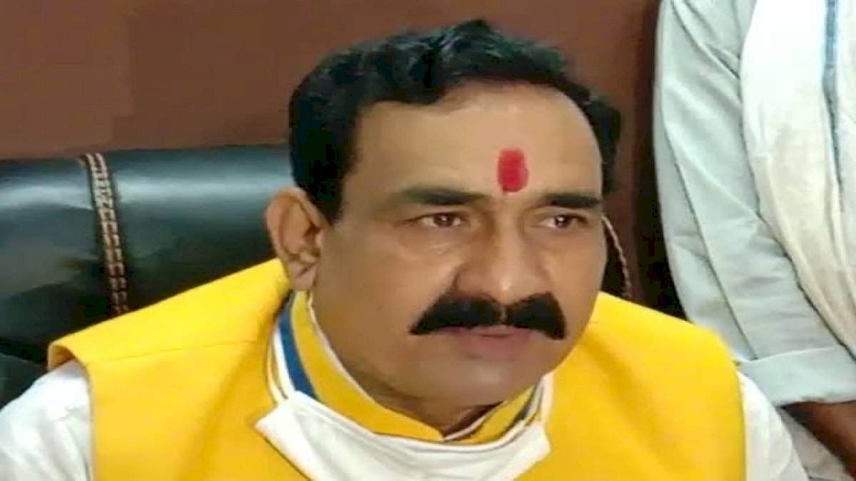 मध्य प्रदेश के गृह विभाग ने रद्द किए कई पुलिस अफ़सरों के तबादले, DGP जौहरी और गृह विभाग में ठनी मध्य प्रदेश के गृह विभाग ने रद्द किए कई पुलिस अफ़सरों के तबादले, DGP जौहरी और गृह विभाग में ठनी