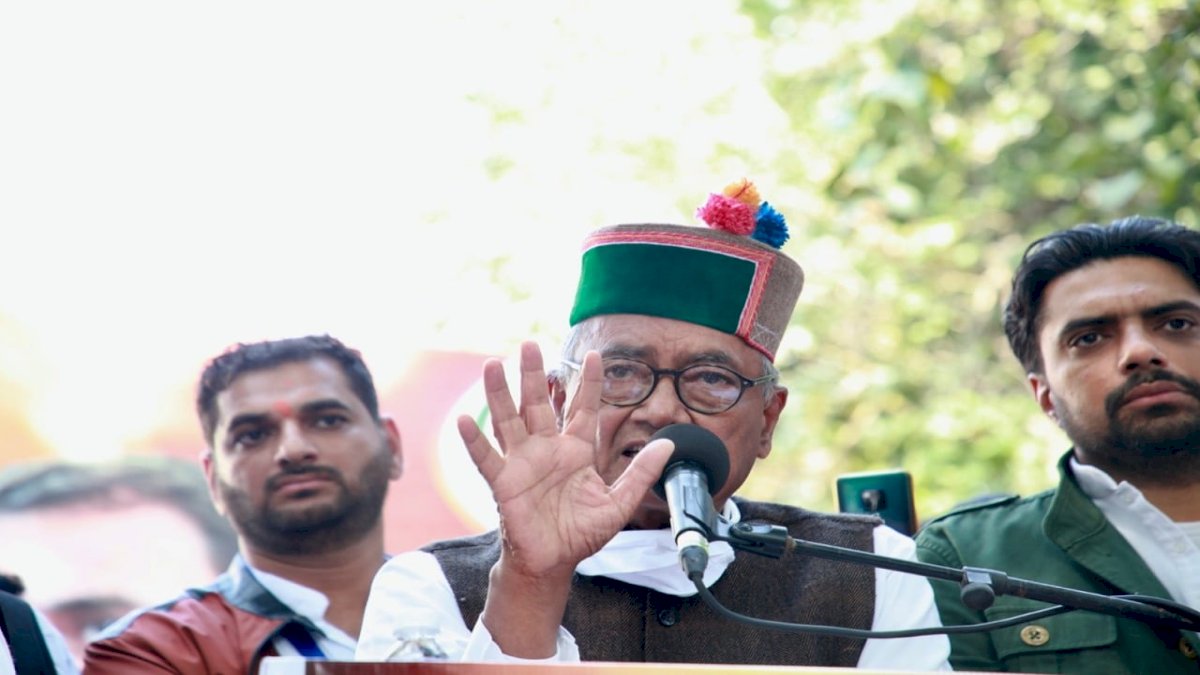 दिग्विजय सिंह समेत कांग्रेस के कई नेता दिल्ली में गिरफ़्तार, कृषि क़ानून विरोधी प्रदर्शन के दौरान गिरफ़्तारी दिग्विजय सिंह समेत कांग्रेस के कई नेता दिल्ली में गिरफ़्तार, कृषि क़ानून विरोधी प्रदर्शन के दौरान गिरफ़्तारी