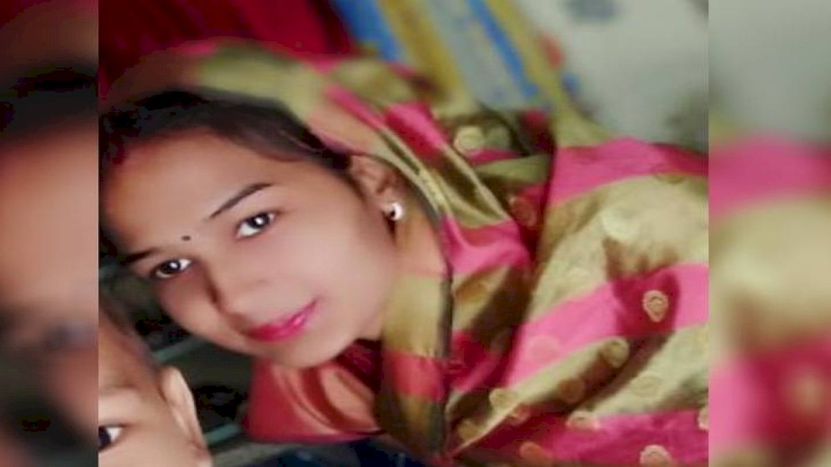 नसबंदी के बाद दो बच्चों की मां की मौत, पति ने लगाया डॉक्टर पर लापरवाही का आरोप नसबंदी के बाद दो बच्चों की मां की मौत, पति ने लगाया डॉक्टर पर लापरवाही का आरोप