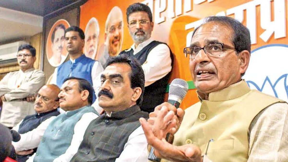 मध्य प्रदेश में नई आबकारी नीति 1 अप्रैल से लागू नहीं होने के आसार, क्या उमा भारती के कारण बैकफुट पर है सरकार मध्य प्रदेश में नई आबकारी नीति 1 अप्रैल से लागू नहीं होने के आसार, क्या उमा भारती के कारण बैकफुट पर है सरकार