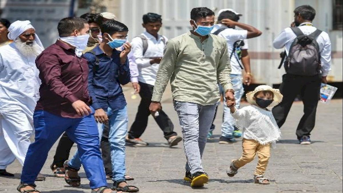 महाराष्ट्र के तीन जिलों में कोरोना बेकाबू, यवतमाल, अमरावती और अकोला में सख्ती के मूड में प्रशासन महाराष्ट्र के तीन जिलों में कोरोना बेकाबू, यवतमाल, अमरावती और अकोला में सख्ती के मूड में प्रशासन