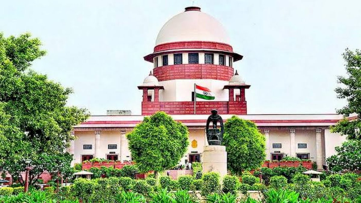 सुप्रीम कोर्ट की केंद्र सरकार को फटकार, आरटीआई केस में एक साल से नहीं दिया जवाब सुप्रीम कोर्ट की केंद्र सरकार को फटकार, आरटीआई केस में एक साल से नहीं दिया जवाब