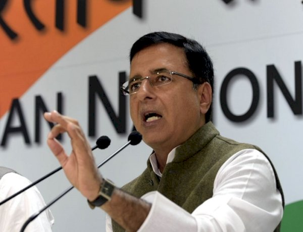 Photo Courtesy : ABP News Photo Courtesy : ABP News