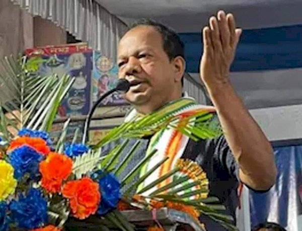 Photo Courtesy: Aajtak Photo Courtesy: Aajtak