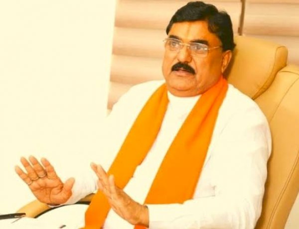 Photo Courtesy: TV 9 Photo Courtesy: TV 9