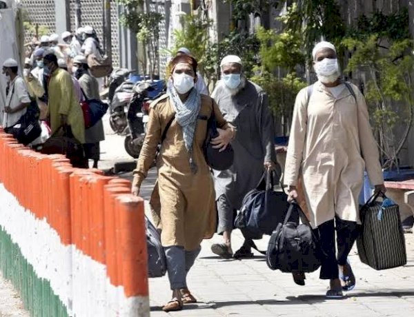 Photo Courtesy: Business Standard Photo Courtesy: Business Standard