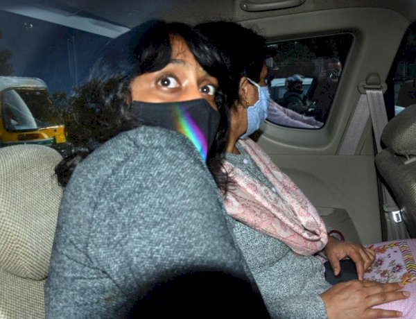 Photo Courtesy : Aaj Tak Photo Courtesy : Aaj Tak