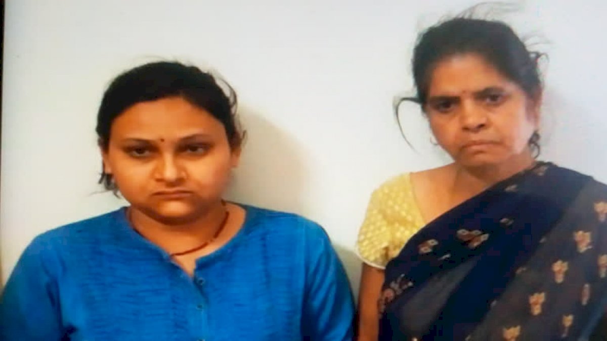 पकड़ा गया महिला चोरों का गिरोह, गैंग की दो सदस्य गिरफ्तार, एक फरार पकड़ा गया महिला चोरों का गिरोह, गैंग की दो सदस्य गिरफ्तार, एक फरार