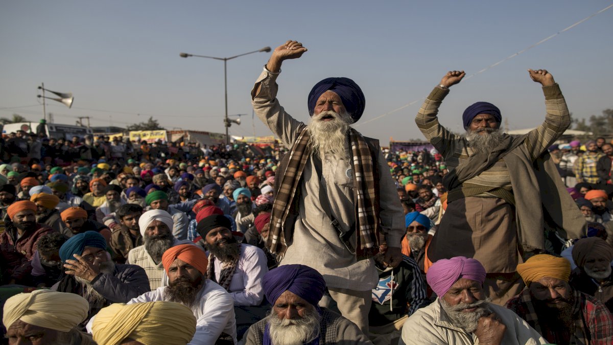 6 मार्च को वेस्टर्न पेरिफेरल एक्सप्रेवे ब्लॉक करेंगे किसान, पांच घंटे आवाजाही ठप करने का एलान 6 मार्च को वेस्टर्न पेरिफेरल एक्सप्रेवे ब्लॉक करेंगे किसान, पांच घंटे आवाजाही ठप करने का एलान