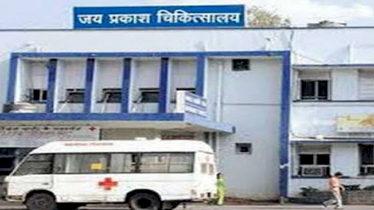 भोपाल के जेपी अस्पताल में हंगामा, मरीजों ने कोरोना रिपोर्ट नहीं मिलने पर जताई नाराजगी भोपाल के जेपी अस्पताल में हंगामा, मरीजों ने कोरोना रिपोर्ट नहीं मिलने पर जताई नाराजगी