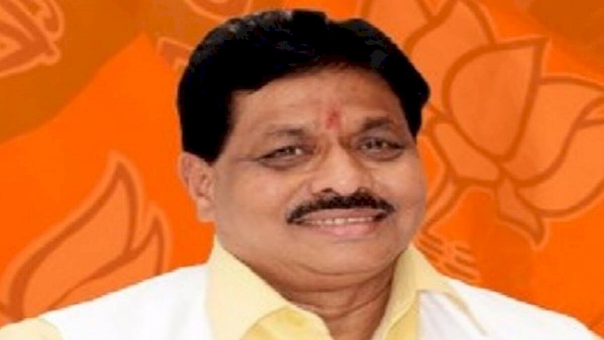 पूर्व केंद्रीय मंत्री दिलीप गांधी का निधन, कोरोना संक्रमण का चल रहा था इलाज पूर्व केंद्रीय मंत्री दिलीप गांधी का निधन, कोरोना संक्रमण का चल रहा था इलाज