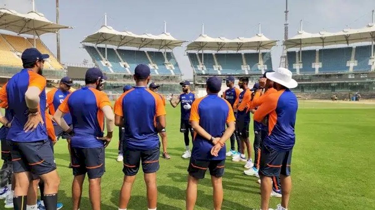 IND vs ENG: वनडे सीरीज के लिए टीम इंडिया का एलान, सूर्यकुमार, प्रसिद्ध और क्रुणाल को मिला मौका IND vs ENG: वनडे सीरीज के लिए टीम इंडिया का एलान, सूर्यकुमार, प्रसिद्ध और क्रुणाल को मिला मौका