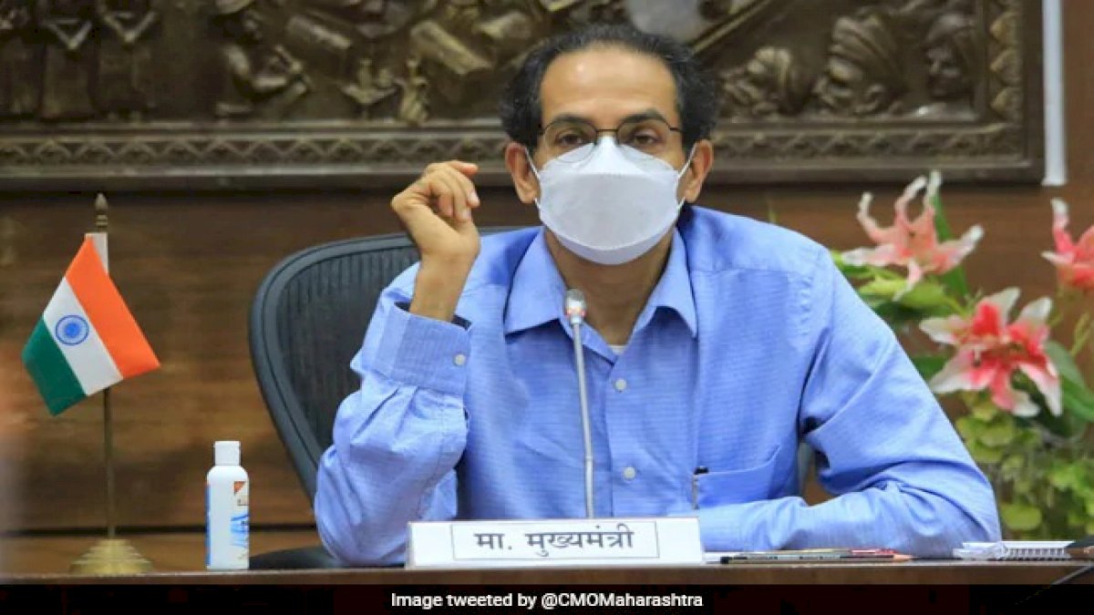 महाराष्ट्र में हालात नहीं संभले तो लग सकता है लॉकडाउन, मुख्यमंत्री ठाकरे ने चेतावनी के साथ दिया संकेत महाराष्ट्र में हालात नहीं संभले तो लग सकता है लॉकडाउन, मुख्यमंत्री ठाकरे ने चेतावनी के साथ दिया संकेत